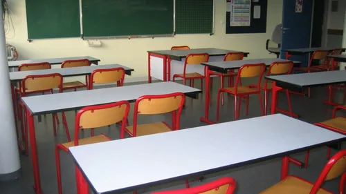 Rentrée : le variant Omicron inquiète les enseignants